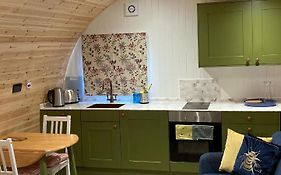 Bedrule Old Manse Glamping